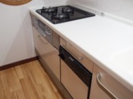 光が入りにくいリビングを明るくイメージチェンジ